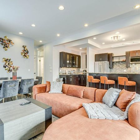 Spacious Condo With Deck About 3 Mi To Downtown Chicago! エクステリア 写真