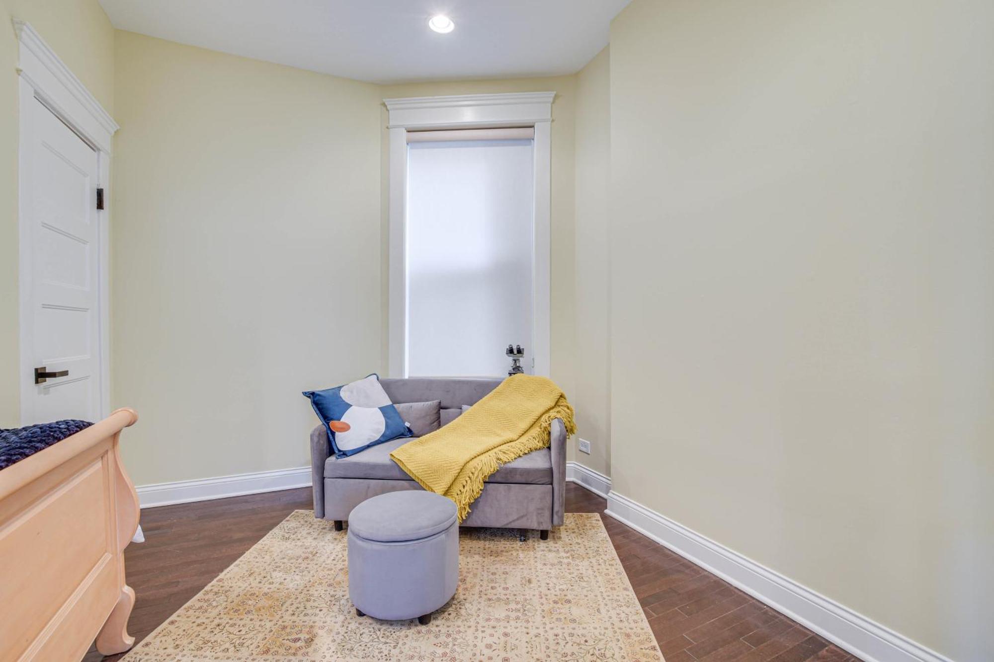 Spacious Condo With Deck About 3 Mi To Downtown Chicago! エクステリア 写真