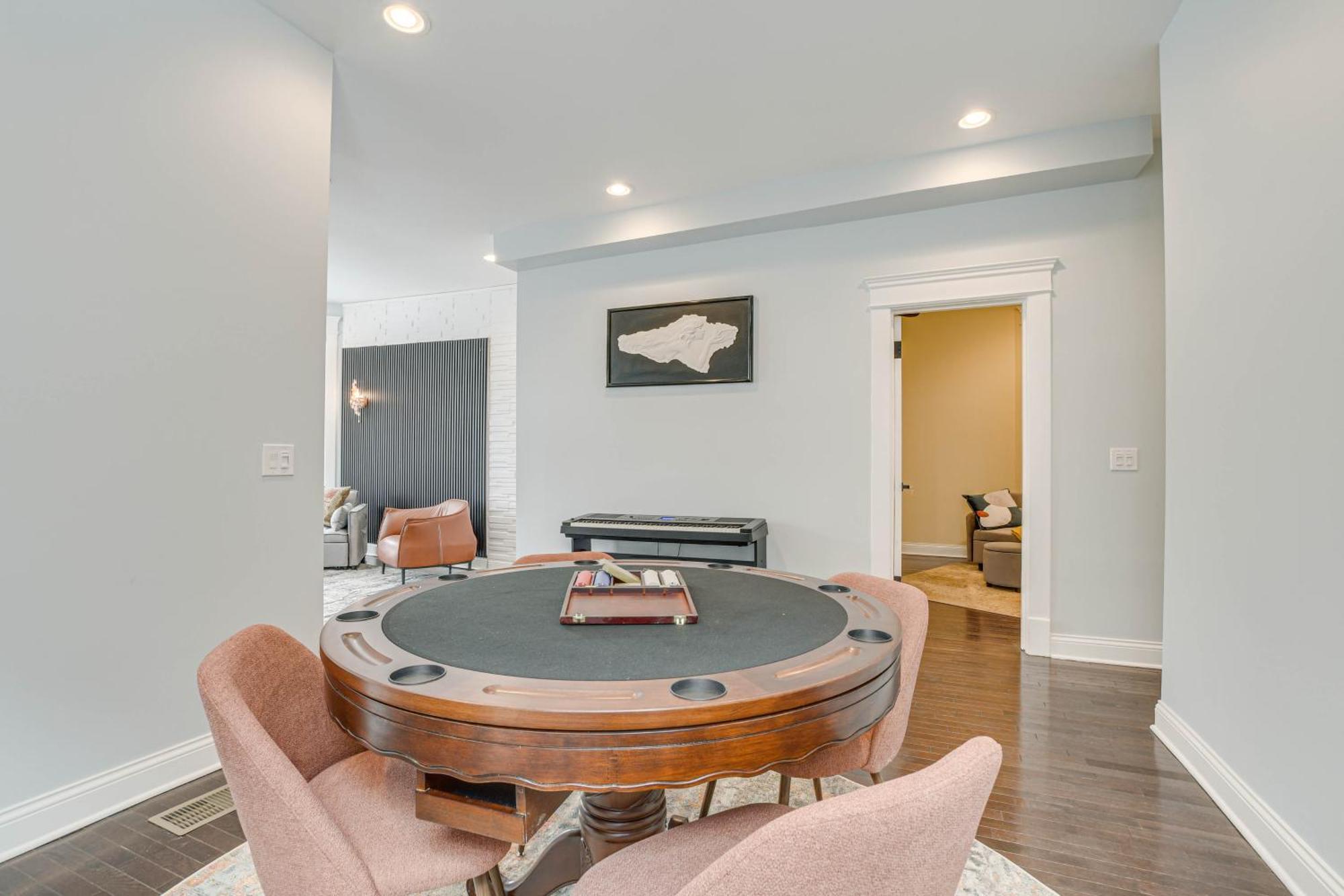 Spacious Condo With Deck About 3 Mi To Downtown Chicago! エクステリア 写真